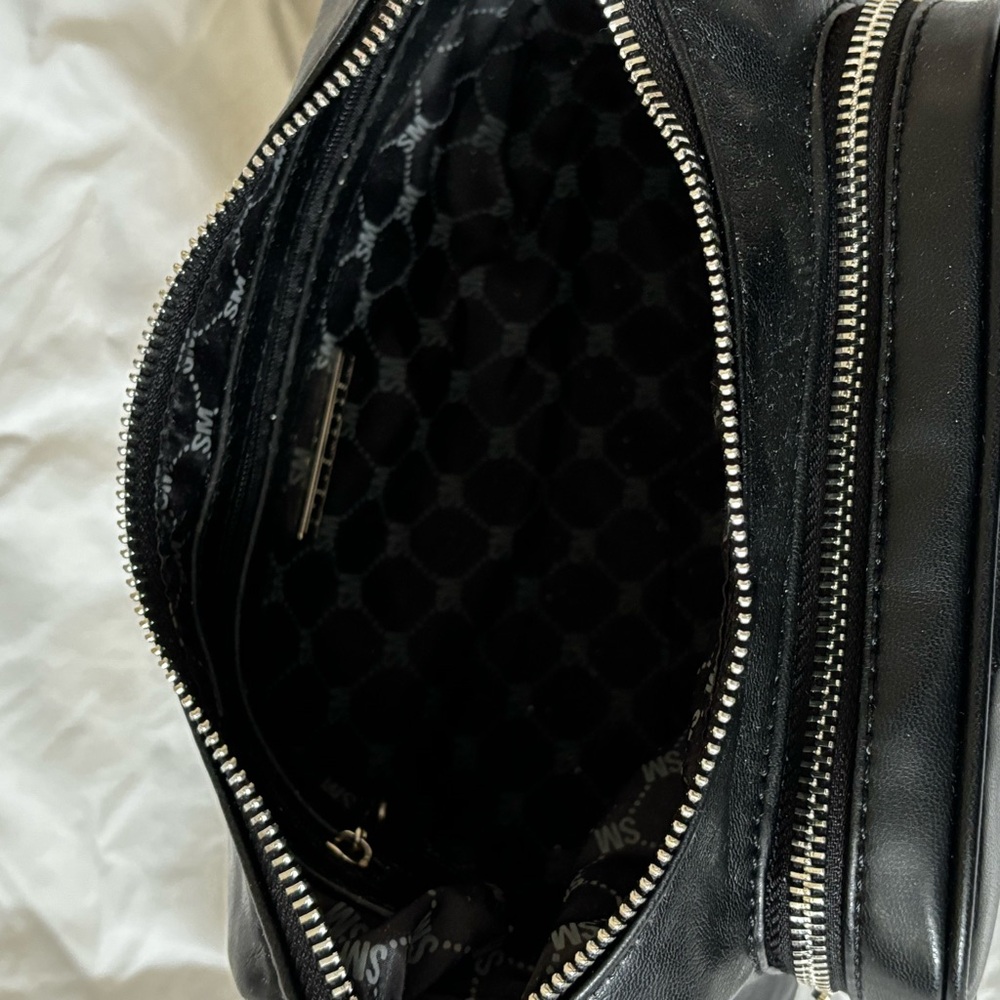 Steve Madden Black Quilted Bag - Picture 3 of 9